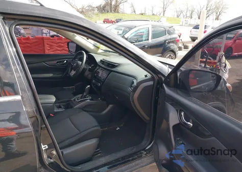 2017 Nissan Rogue S z USA, uszkodzony, nr VIN KNMAT2MV6HP531915